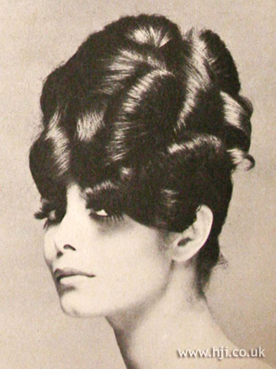 Stormy Eyes: Bouffant Hair Curlers