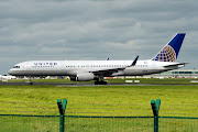 N17139 United Airlines Boeing 757224