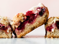 Cranberry Crumble Pie Bars