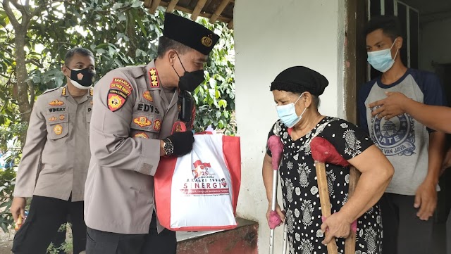 Akabri 1996 di Banten, Salurkan Bansos Langsung Kerumah Warga