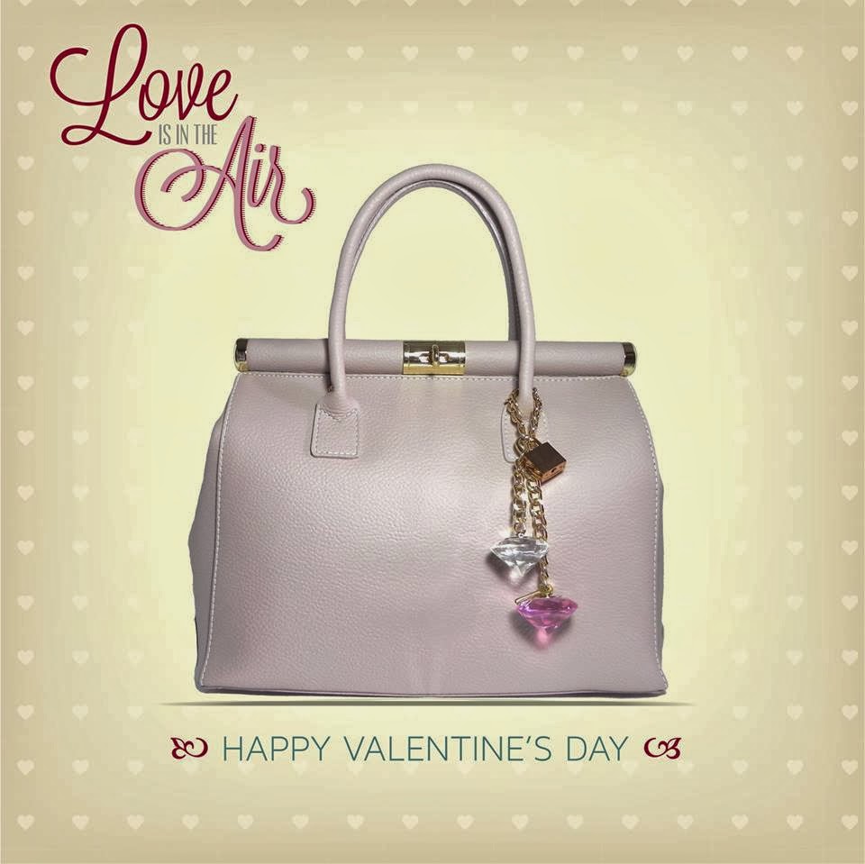 http://www.millenniumstar.it/borse-da-donna-millennium-bag/1114-marilyn-borsa-da-donna-in-pelle-di-colore-rosa-cipria.html