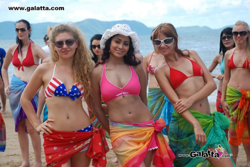 South Indian Actress Shriya Saran bikini Pictures Gallery