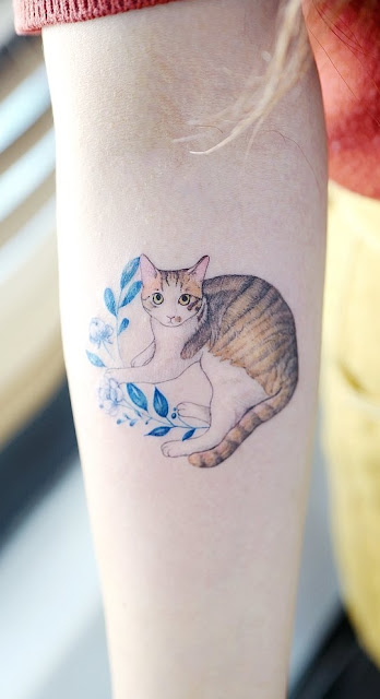 Tatuagens femininas de gatos