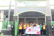Bersih Masjid Bareng Polisi, Warga Rasakan Kedekatan di HUT Bhayangkara ke-79