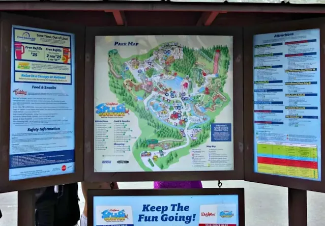 Dollywood Splash Country Map