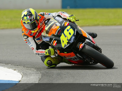 Top Wallpaper Valentino Rossi special Action 