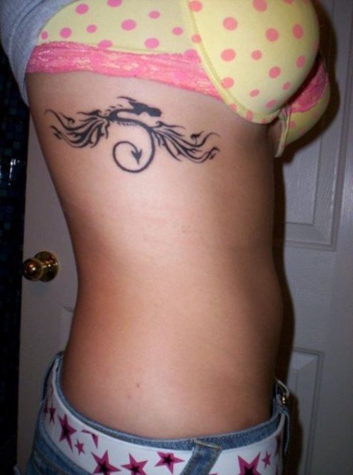 girl tattoos on ribs. tattoo on girls ribs. tattoo
