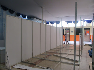  Jual Sewa Partisi Pameran R8, Stand, Booth, Panel Foto, Fitting Room, Sekat Partisi, Meja dan Lemari 