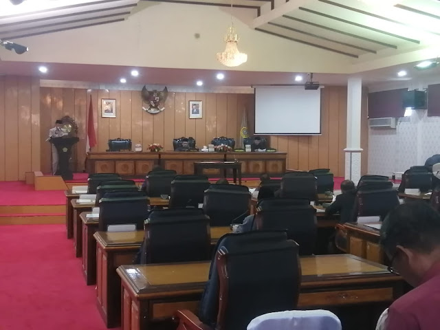 Ketua DPRD Karimun Pimpin Rapat Paripurna Penyampaian LKPj Bupati TA 2023