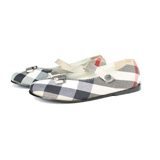 US Winter Fashion: Burberry Kids Shoes Spring 2012