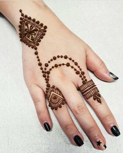 latest-mehndi-designs-2021-glamourtalkz