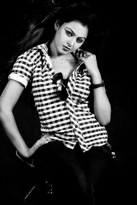 Monal Gajjar Actress Hot photo Stills wallpapers