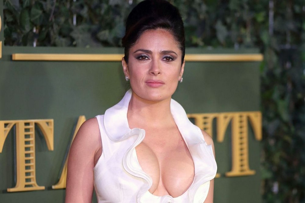 Salma-Hayek-Hot-and-Sexy-Images