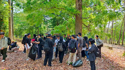 FIELD TRIP DI KEBUN RAYA PURWODADI