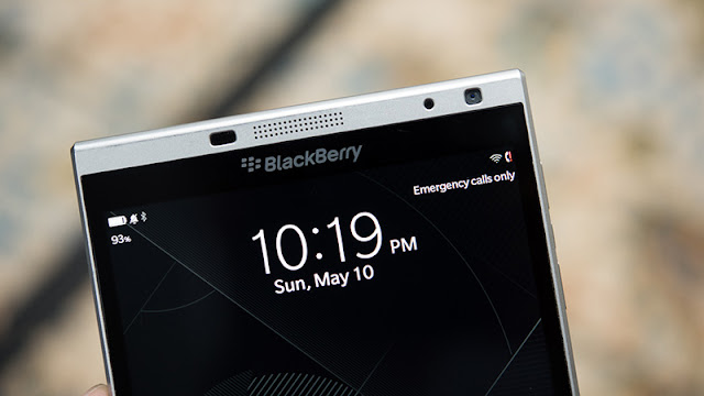 BlackBerry DTEK70 lộ thiết kế với bàn phím QWERTY vật lý