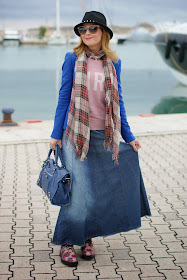 Maxi denim skirt, Balenciaga City blue, Zara plaid scarf, Fashion and Cookies, fashion blogger