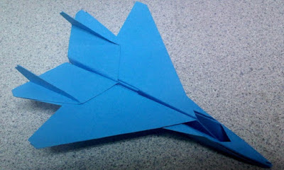 gấp giấy origami may bay
