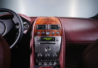Aston Martin DB9 Volante V12 6.0 de 48 válvulas