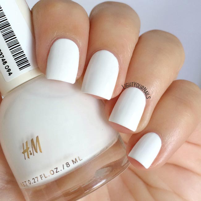 Smalto bianco H&M Whiteout white nail polish