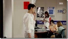 It's.Okay.It's.Love.E10.mp4_001444276_thumb[1]