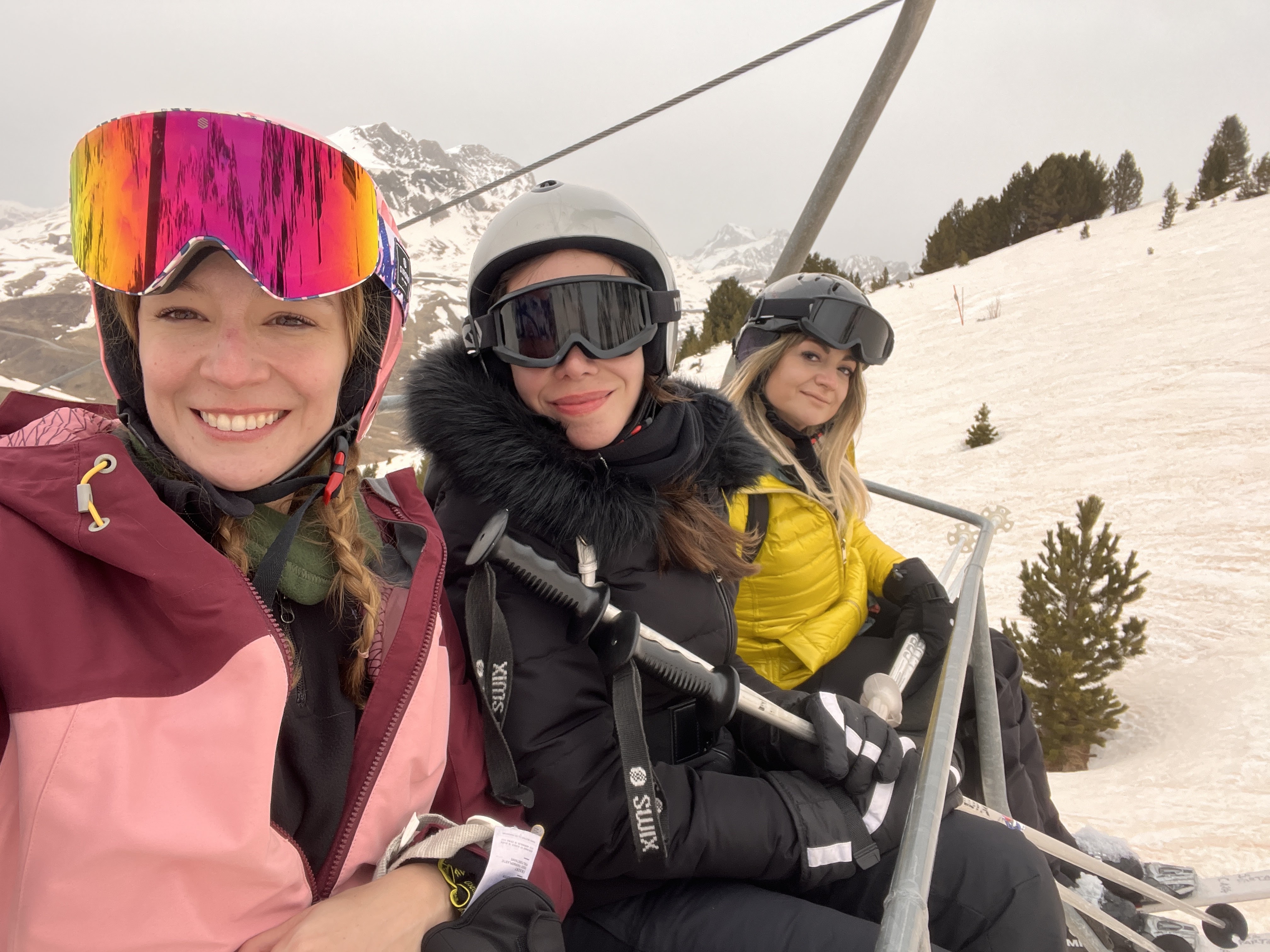 formigal-2022-preppyels-sno-hotels