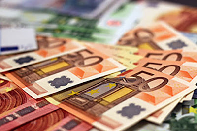 Bundle of Euros
