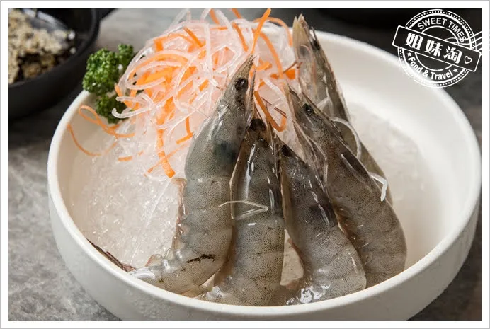 哈肉鍋大盤肉冰封鮮蝦盅