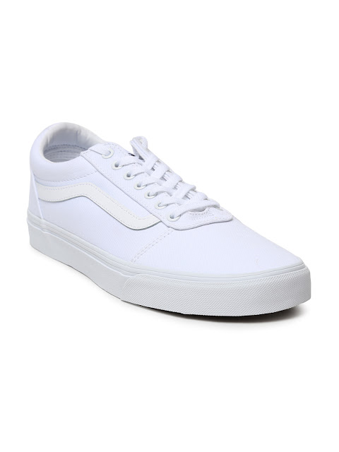 TOP 5 WHITE SNEAKERS