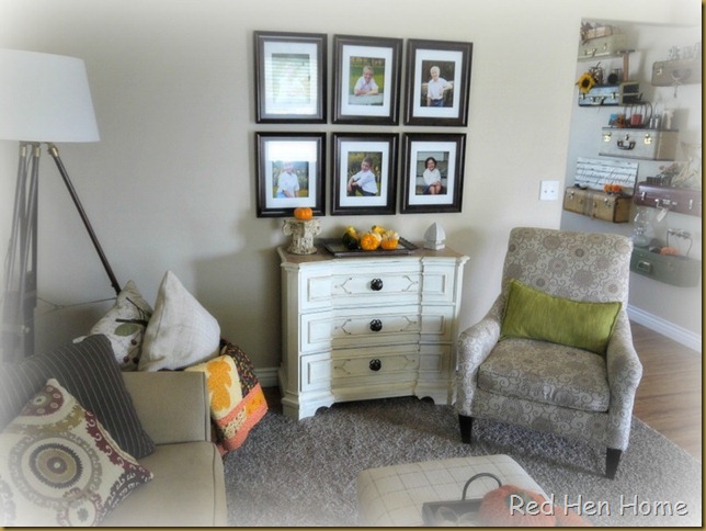 living room 012