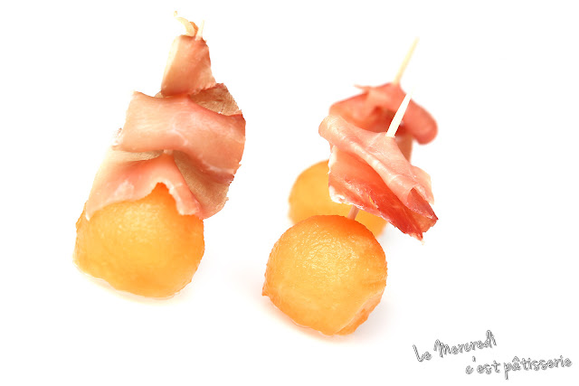 Mini brochettes de melon et jambon cru