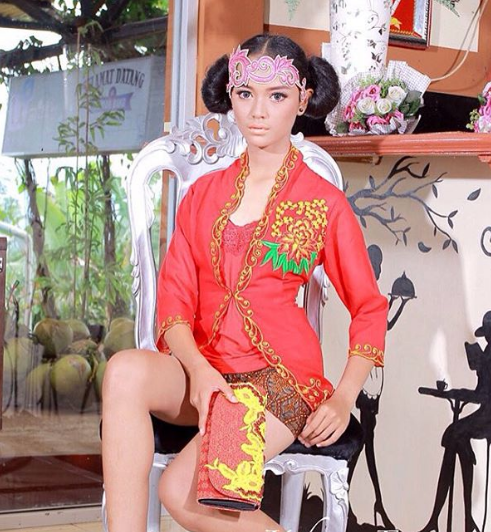 26 Trend Model Kebaya Encim Pesta Casual 2018  Terbaru9.Info