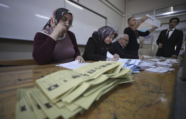 Τουρκία: Ακυρώθηκαν οι εκλογές στην Κωνσταντινούπολη