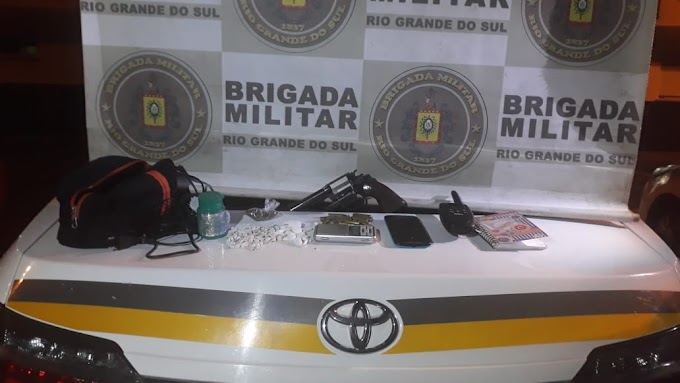 BM prende dupla por tráfico e porte ilegal de arma de fogo no bairro Marrocos em Gravataí