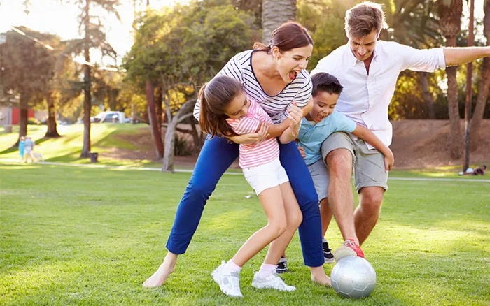 Jouer avec les enfants