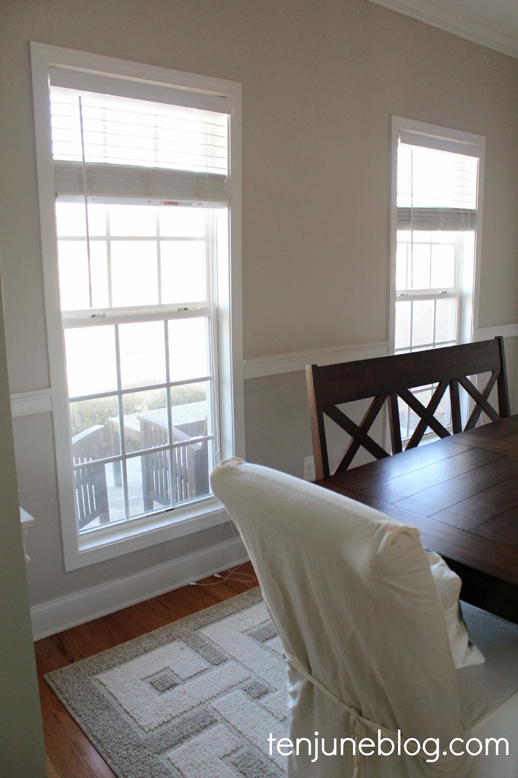 Sherwin Williams Agreeable Gray Dining Room Paint Makeover4