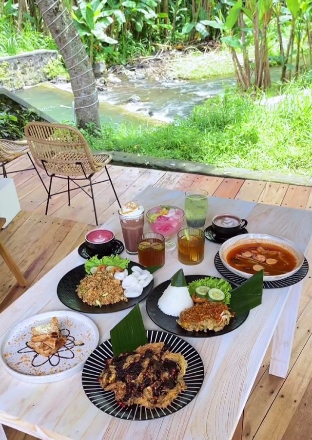 menu mood river garden jogja