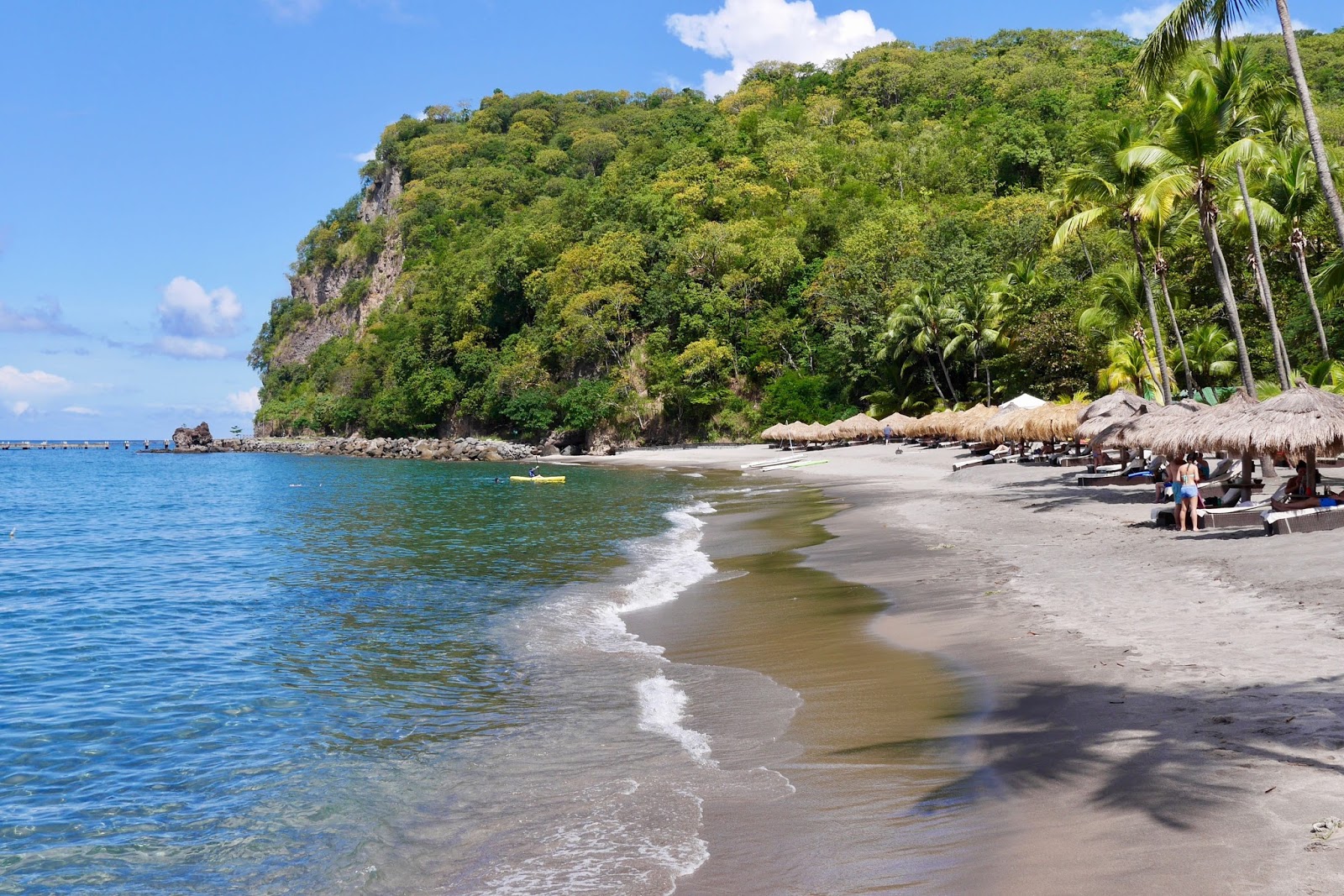 Anse Chastanet beach, Soufrière, St Lucia by www.CalMcTravels.com
