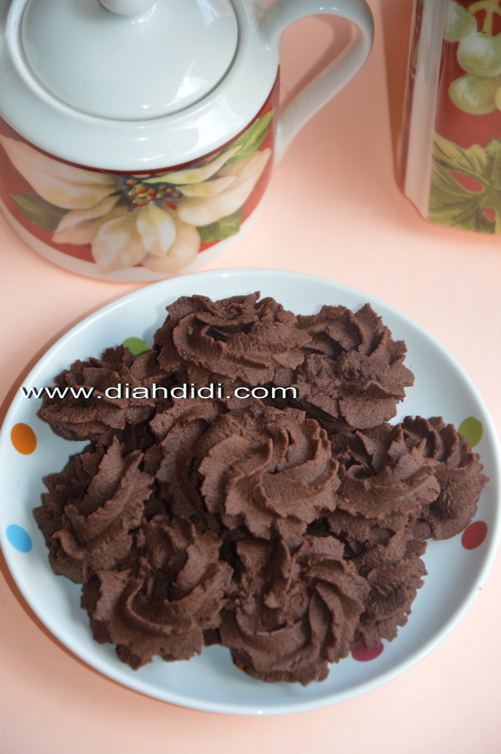 Diah Didi's Kitchen: Semprit Coklat Putih Telur