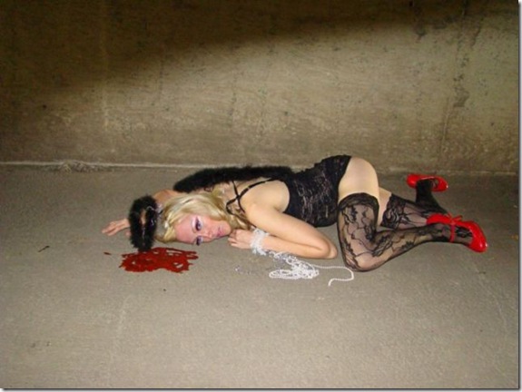 woman-loves-dress-up-31