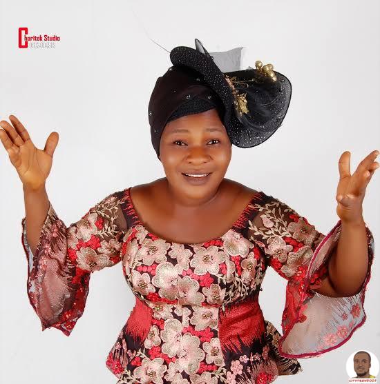 Nkechi Abugu - Grace mp3 download