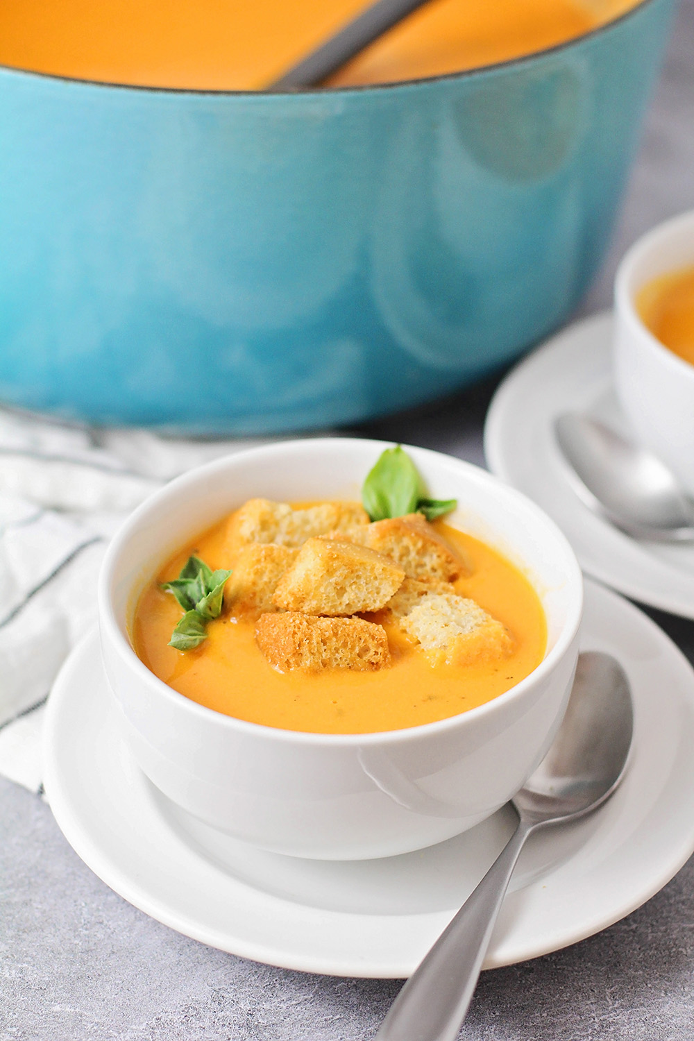 This delicious and savory roasted tomato soup is a great way to use those garden tomatoes!