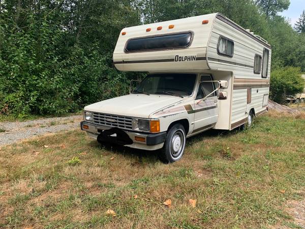 1984 Toyota Dolphin Class C RV for sale