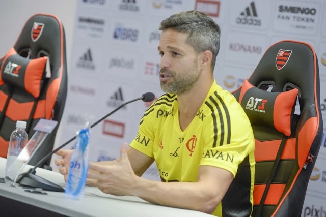 Diego anuncia saída do Flamengo ao fim da temporada e se emociona: 'Foram seis anos maravilhosos'