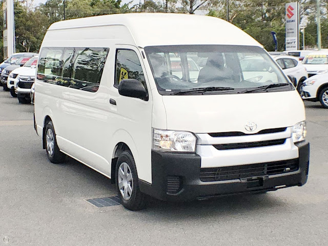 Jumbo hiace ticket booking to Kakarvitta 