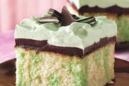 Grasshopper Fudge Cake