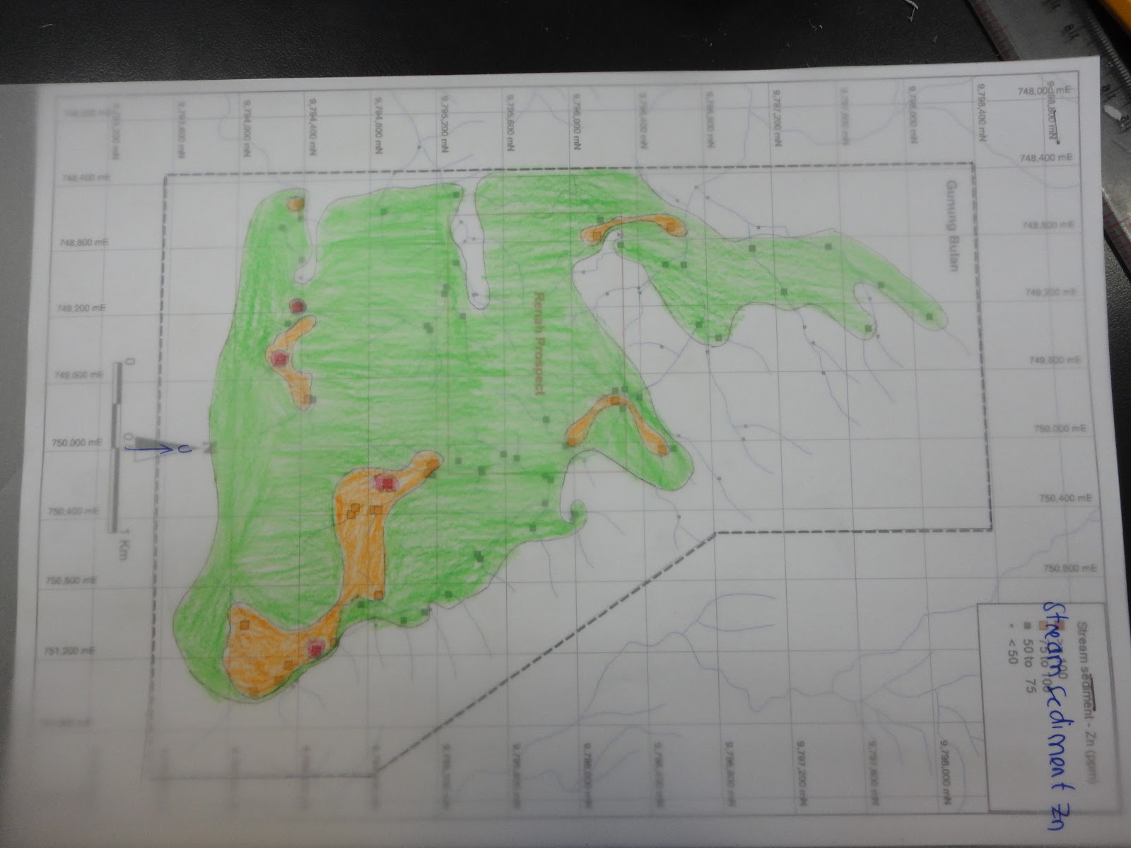 Salah satu peta anomali Soil Geochemistry dari 12 peta anomali yang saya dan Fahmi hasilkan saat OGI 2012 bidang Mining