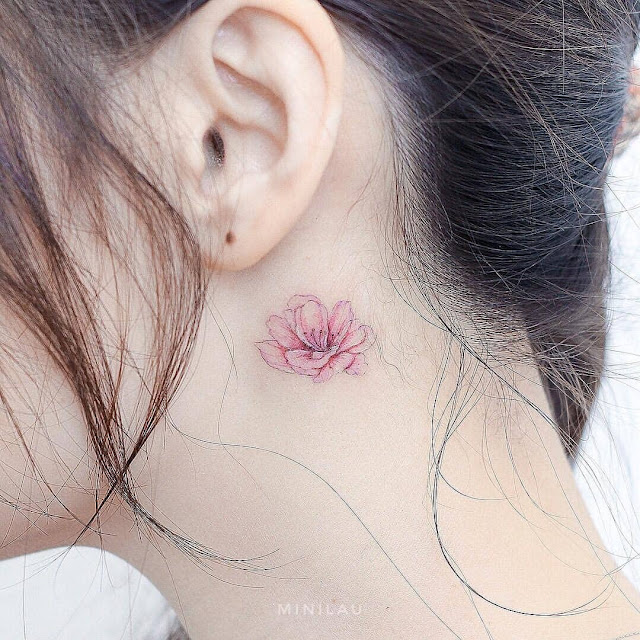 Mini tattoo feminina delicada: 84 ideias para inspirar sua próxima