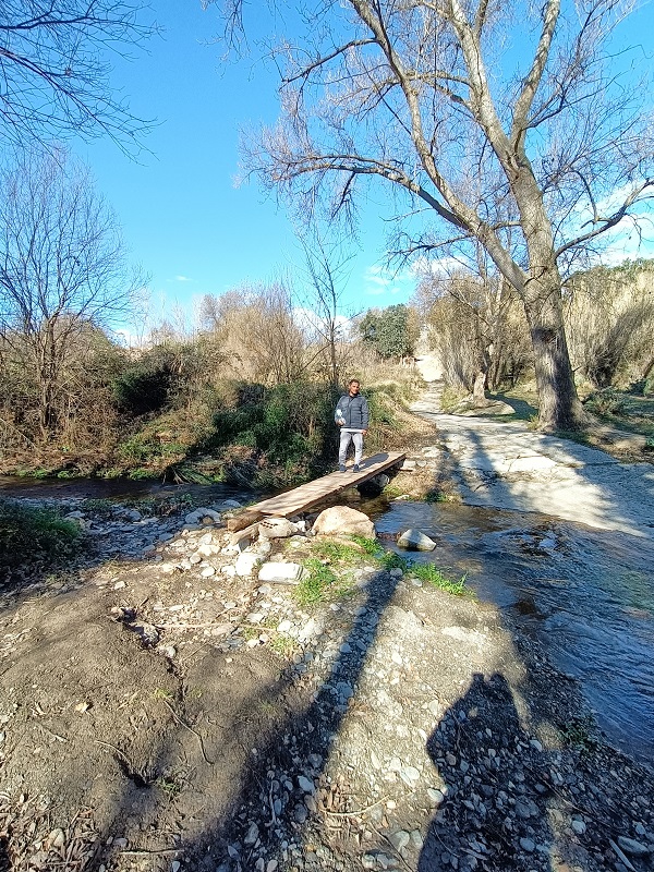 Sendero Fondón. Las acequias del río.