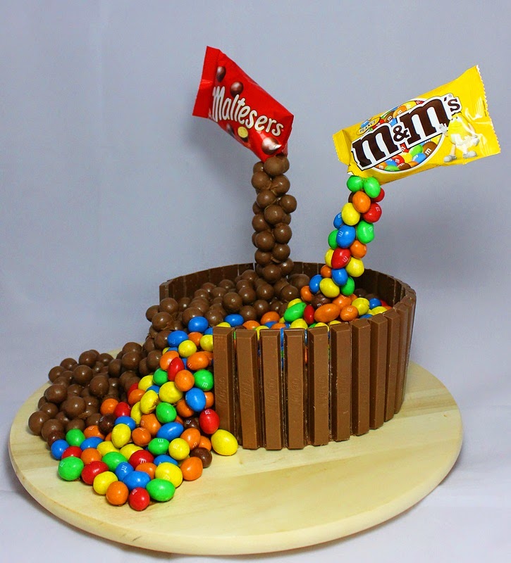 32+ elegant Bild Kuchen Mit Kitkat - KitKat-Torte mit Smarties | Rezept | Kitkat torte, Kuchen ... / Jetzt ausprobieren mit ♥ chefkoch.de ♥.