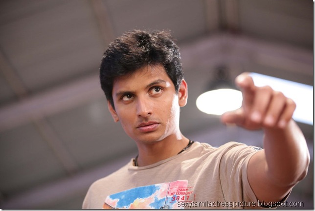 mugamoodi_jeeva_stills_01